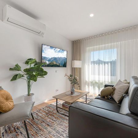 Comfy Studio With Shared Backyard Near Racecourse Carnegie Екстериор снимка